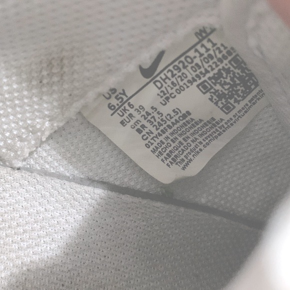 Nike AF1 Air Force One classic white sneakers size 6.5Y - Picture 7 of 7